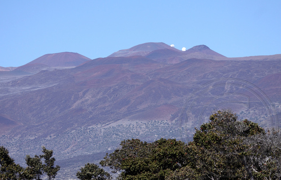 Mauna Kea observatory on a beautiful cloud-free day